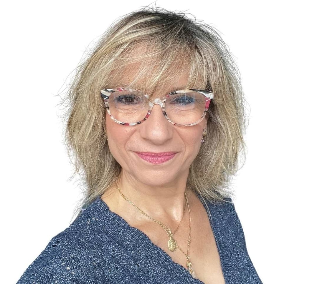 Thérapeute holistique - Coaching • Numérologie • Soins énergétiques et esthétiques